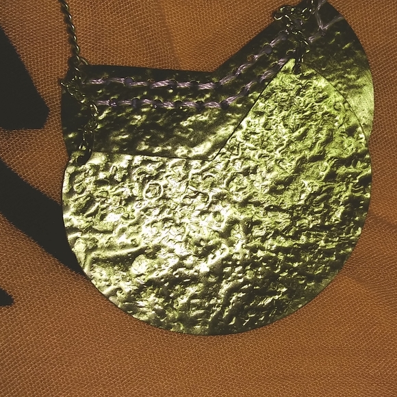 Necklace of a Goddess - Picture 4 of 9